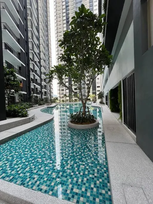 שאה אלאם Setia Alam 3R2B 6Pax Apartment