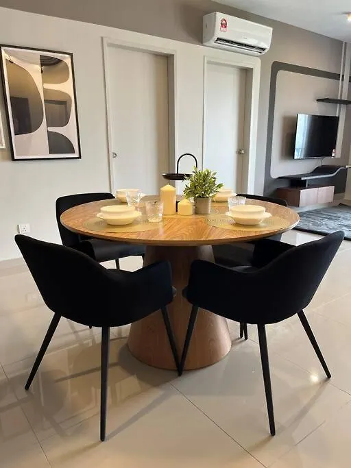 שאה אלאם Setia Alam 3R2B 6Pax Apartment 0*, שאה אלאם