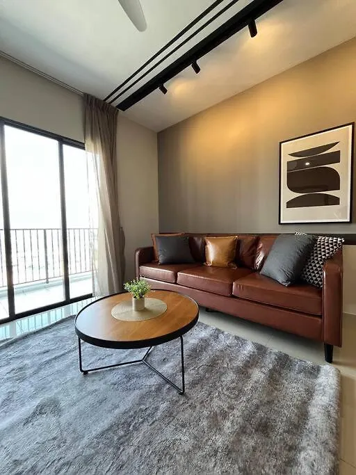 שאה אלאם Setia Alam 3R2B 6Pax Apartment