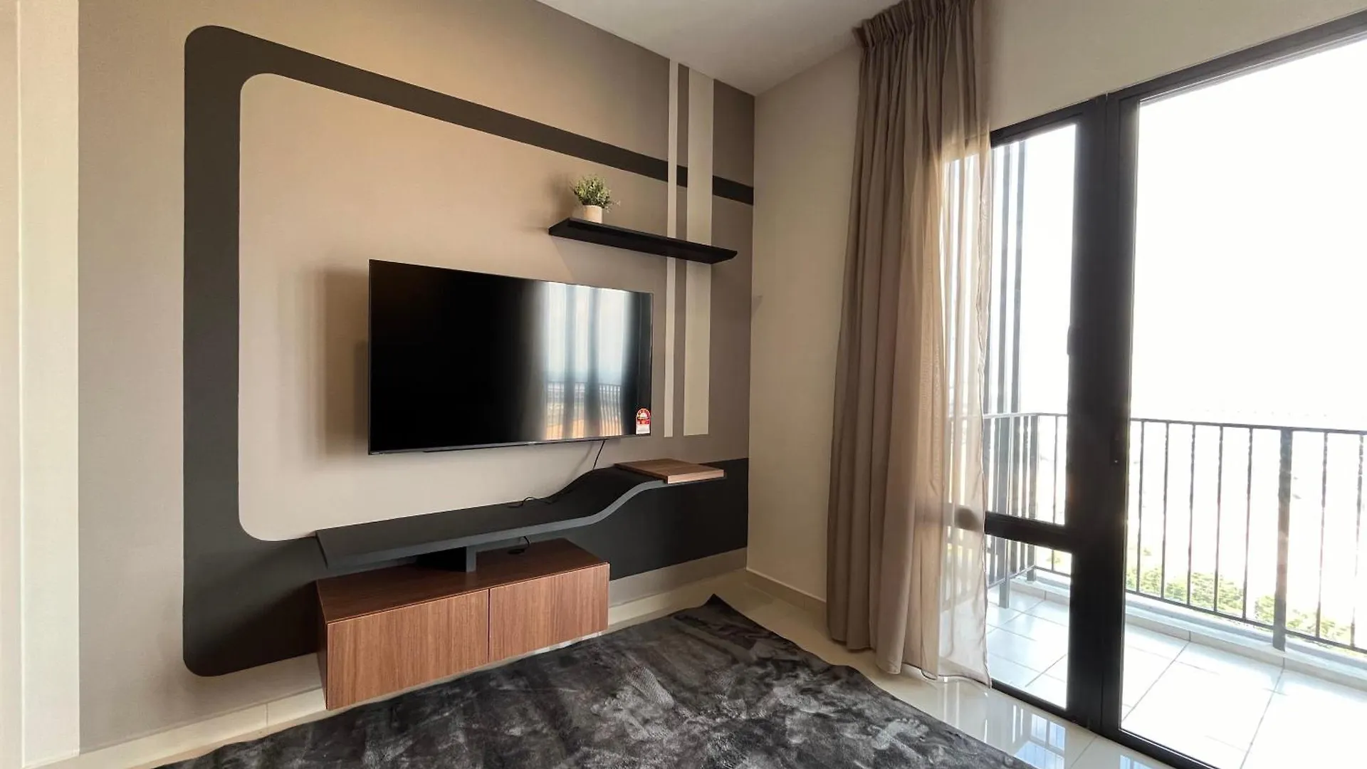 שאה אלאם Setia Alam 3R2B 6Pax Apartment